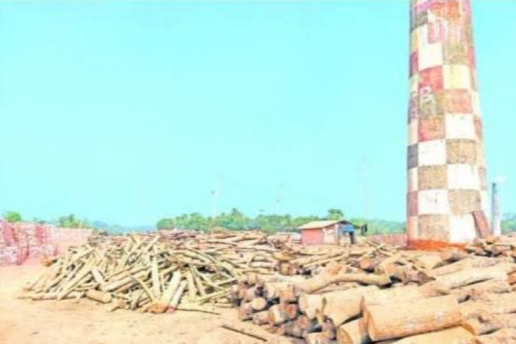 চট্টগ্রামে ছাড়পত্র ছাড়াই চলছে ইটভাটা
