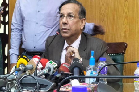 খালেদা জিয়ার মুক্তির মেয়াদ বাড়ানোর আবেদন আইন মন্ত্রণালয়ে