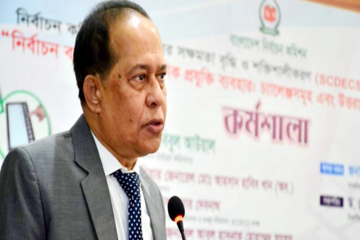 ইভিএমে নির্বাচন নিয়ে তথ্যনির্ভর কোনো অভিযোগ আসেনি: সিইসি