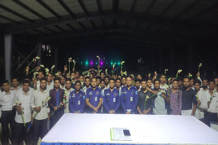 ফরিদপুরে মেধা ও যোগ্যতায় পুলিশে চাকরি পেল ৭৩ জন