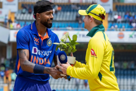 ভারত-অস্ট্রেলিয়া ম্যাচসহ টিভিতে আজ খেলার সূচি