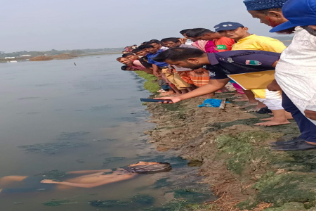 শ্যামনগর মৎস্য ঘের থেকে যুবকের লাশ উদ্ধার