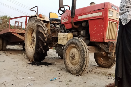 আটপাড়ায় লরি গাড়িতে গভীর রাতে আগুন