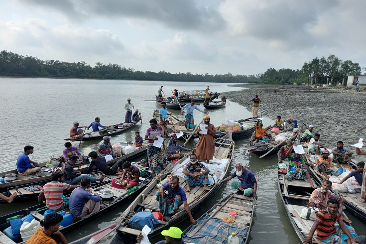 সুন্দরবনে আজ থেকে মধু আহরণ মৌসুম শুরু 