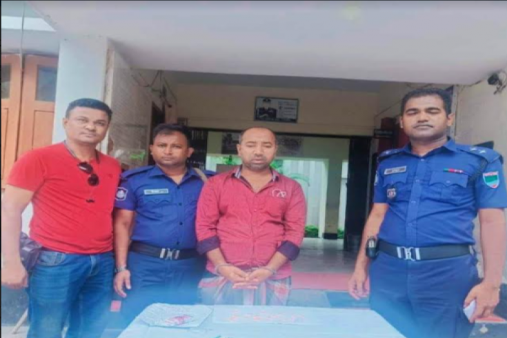  কালিগঞ্জে পুলিশের অভিযানে ইয়াবাসহ মাদক ব্যবসায়ী আটক 