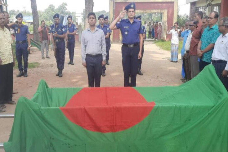 মাধবপুরে রাষ্ট্রীয় মর্যাদায় মুক্তিযোদ্ধার শেষকৃত্য সম্পন্ন