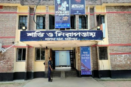 যৌতুকের দাবিতে নির্যাতন, গৃহবধূকে উদ্ধার করল পুলিশ