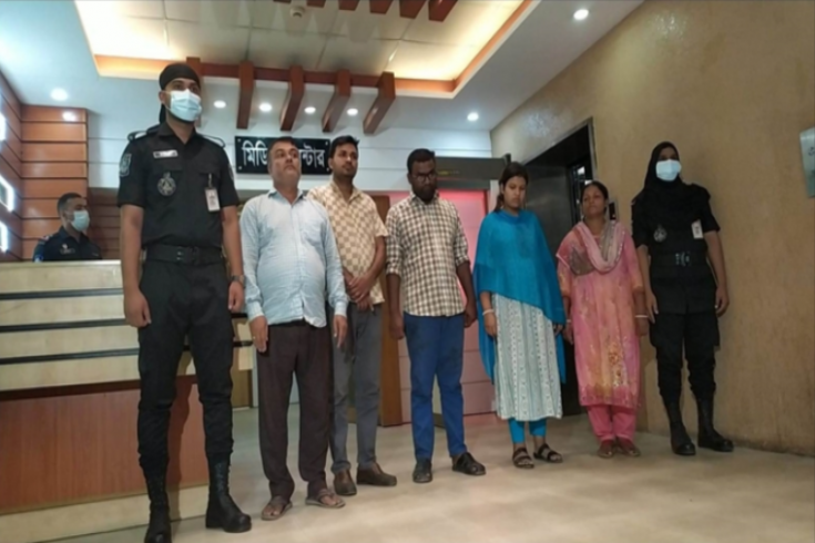 শিশুকে অপহরণের পর অনলাই‌নে বি‌ক্রি