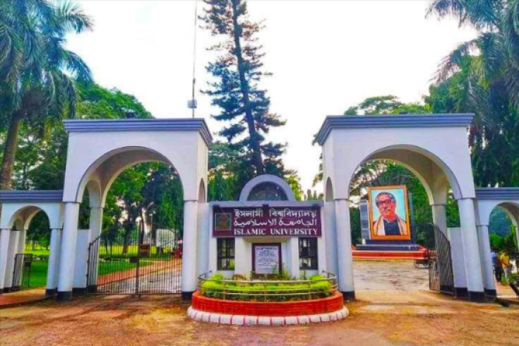 ইবিতে দোকানীদের সিন্ডিকেটে জিম্মি শিক্ষার্থীরা