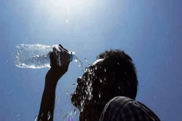 চুয়াডাঙ্গার ওপর দিয়ে বয়ে যাচ্ছে তীব্র তাপদাহ