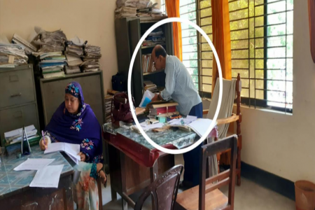 অবসরপ্রাপ্ত কর্মকর্তা করছে উপজেলা কৃষি অফিসের গুরুত্বপূর্ণ সকল কাজ