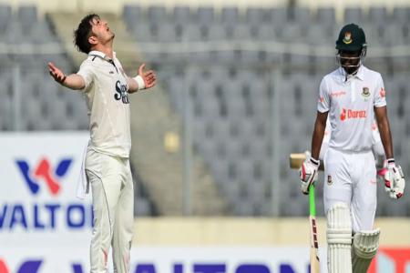 ২০ রান তুলতেই ৫ উইকেট হারিয়ে অলআউট বাংলাদেশ
