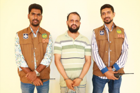 নির্বাচন কমিশনার সেজে কাউন্সিলর প্রার্থীর সাথে প্রতারণা মূল হোতা গ্রেফতার