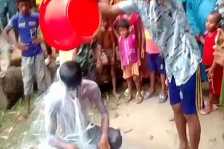 বিচ্ছেদের পর দুধ দিয়ে গোসল