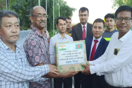 প্রধানমন্ত্রীকে ৯৮০ কেজি আনারস উপহার পাঠিয়েছেন ত্রিপুরার মূখ্যমন্ত্রী
