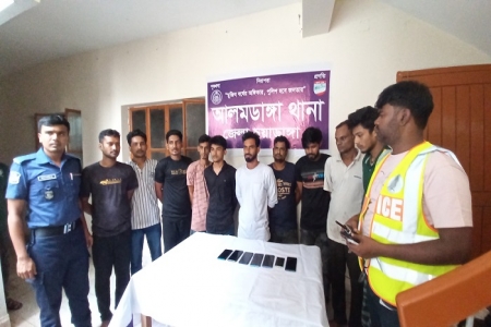 আলমডাঙ্গায় আন্তঃজেলা মোবাইল চোর চক্রের মূল হোতাসহ ১০ জন গ্রেফতার
