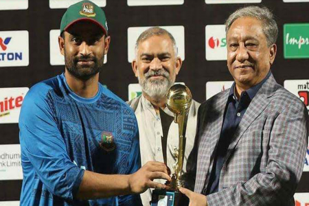 আজ তামিমের সঙ্গে আলোচনায় বসছে বিসিবি