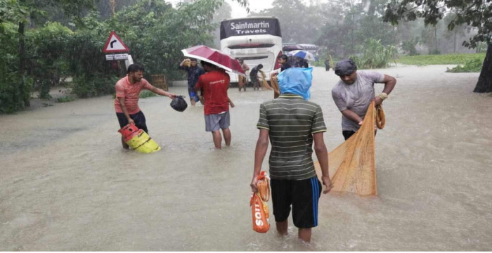চট্টগ্রাম-কক্সবাজার মহাসড়কে যান চলাচল বন্ধ