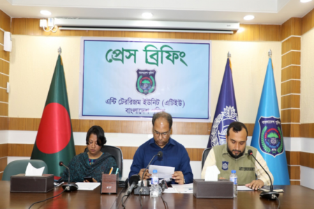 টঙ্গীতে নজরদারির এক পর্যায়ে ধরা পরে বিদেশি জঙ্গিদল