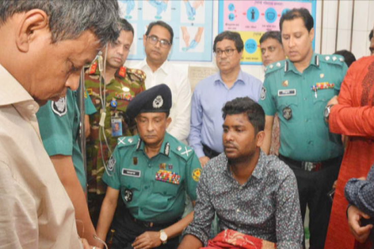 এডিসি হারুন-সানজিদা ইস্যুতে পুলিশে দুই মত