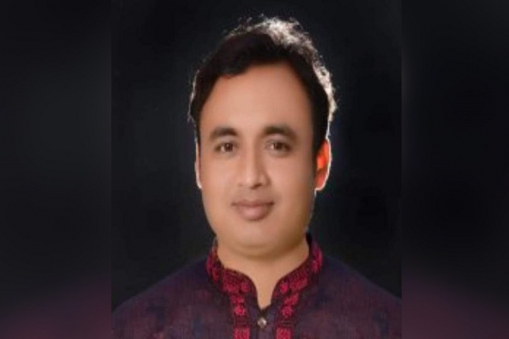তাঁতী লীগ সভাপতির ঘনিষ্ঠ মুহূর্তের ছবি ফাঁস