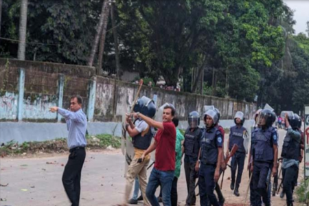 আবারও চবিতে ছাত্রলীগের ২ গ্রুপের সংঘর্ষ
