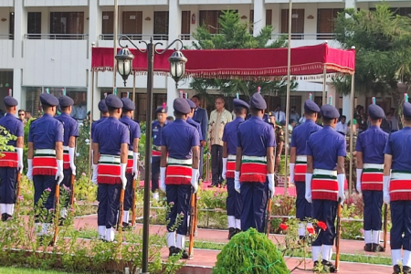 তিনদিনের সফরে পাবনায় পৌঁছেছেন রাষ্ট্রপতি