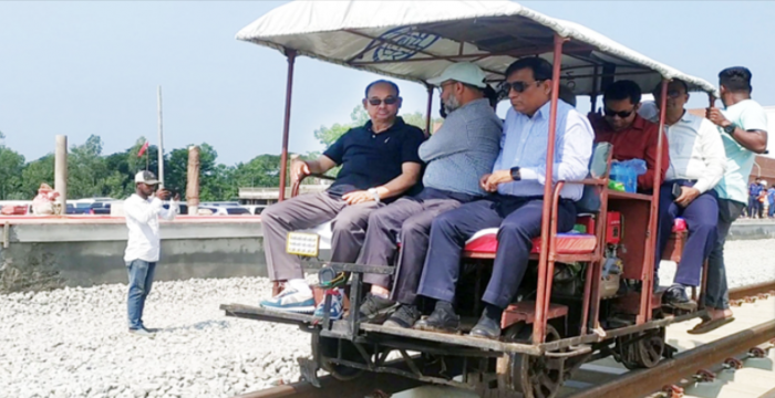 কক্সবাজারে পরীক্ষামূলক ট্রেন চলবে ২ নভেম্বর: রেলমন্ত্রী