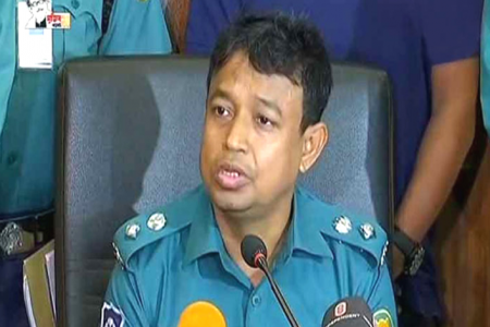 পুলিশের ওপর হামলা করছে বিএনপি: ডিবি হারুন