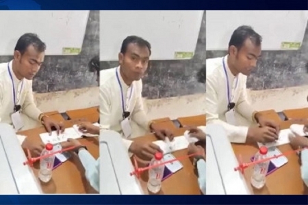 নৌকায় ৫৭ সেকেন্ডে ৪৩ সিল মেরে ছাত্রলীগ নেতা ভাইরাল 
