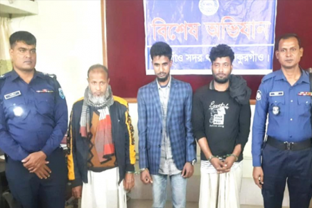 ঠাকুরগাঁওয়ে চুরির ৩৮০ বস্তা ভূট্টা  উদ্ধার, গ্রেপ্তার ৩