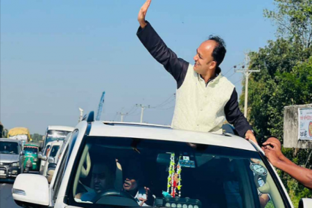 এগিয়ে ব্যারিস্টার সুমন