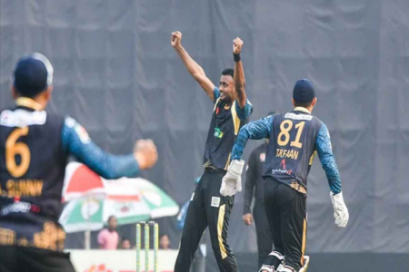 বিপিএলের প্রথম ম্যাচেই শরীফুলের হ্যাটট্রিক