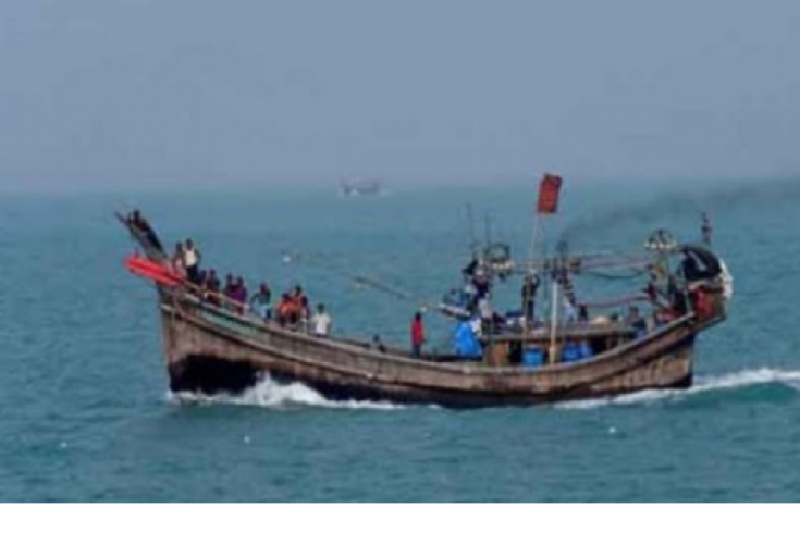 বঙ্গোপসাগরে র‍্যাবের অভিযান, ৩০ দস্যু আটক