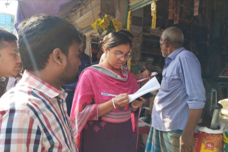 আলমডাঙ্গায় ভ্রাম্যমাণ আদালতে ৯টি প্রতিষ্ঠানকে জরিমানা