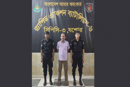 প্রধানমন্ত্রীর গাড়ি বহরে হামলাকারী সেই ইয়াছিন আলী আটক