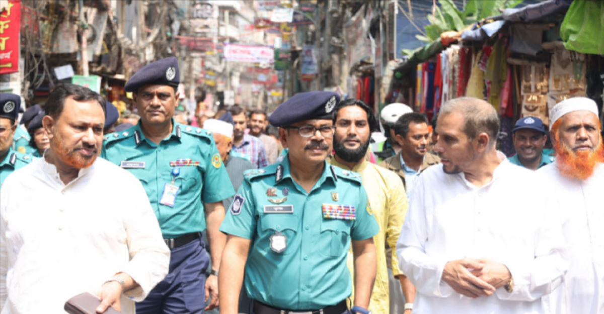মার্কেটের ভেতরেও গোয়েন্দা পুলিশ দেওয়া হয়েছে : সিএমপি কমিশনার 
