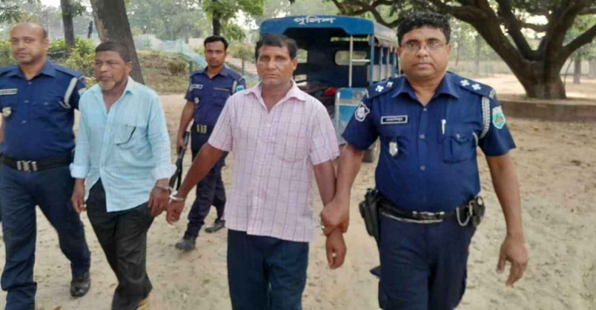 চাঁপাইনবাবগঞ্জে ‘ভুয়া ডিজিএফআই’ পরিচালকসহ আটক ২