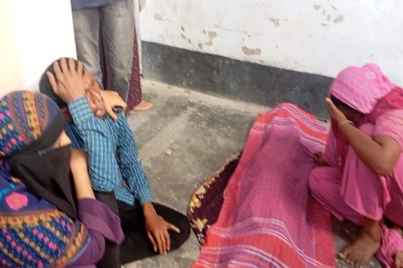 লোহাগড়ায় ইজিবাইকের ধাক্কায় নিহত এক শিশু