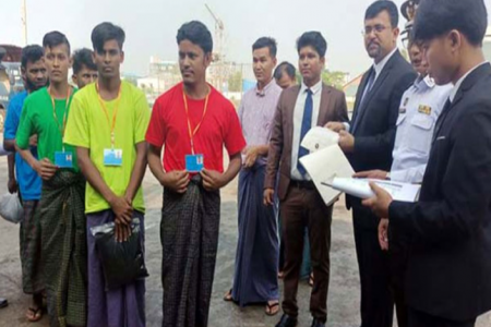 মিয়ানমারে কারাভোগ শেষে দেশে ফিরলেন ১৭৩ বাংলাদেশি