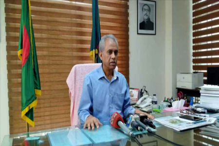 অভিযোগ উঠলেই প্রিসাইডিং অফিসার বাদ: ইসি আলমগীর