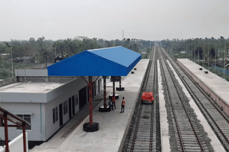 দীর্ঘ অপেক্ষার অবসান, যাত্রা শুরু খুলনা-মোংলা রেলপথের