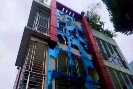 মাহবুব উল আলম হানিফের বাড়িতে হামলা-ভাঙচুর