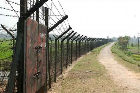 চাঁপাইনবাবগঞ্জ সীমান্তে বিএসএফের গুলিতে বাংলাদেশি নিহত