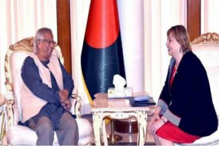 কানাডাকে বাংলাদেশে বিনিয়োগের আহ্বান প্রধান উপদেষ্টার