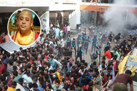 ৩ ঘণ্টা বিক্ষোভ-সংঘর্ষ, অবশেষে কারাগারে চিন্ময়