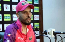 মাশরাফিসহ ২৯৫ জনের বিরুদ্ধে মামলা