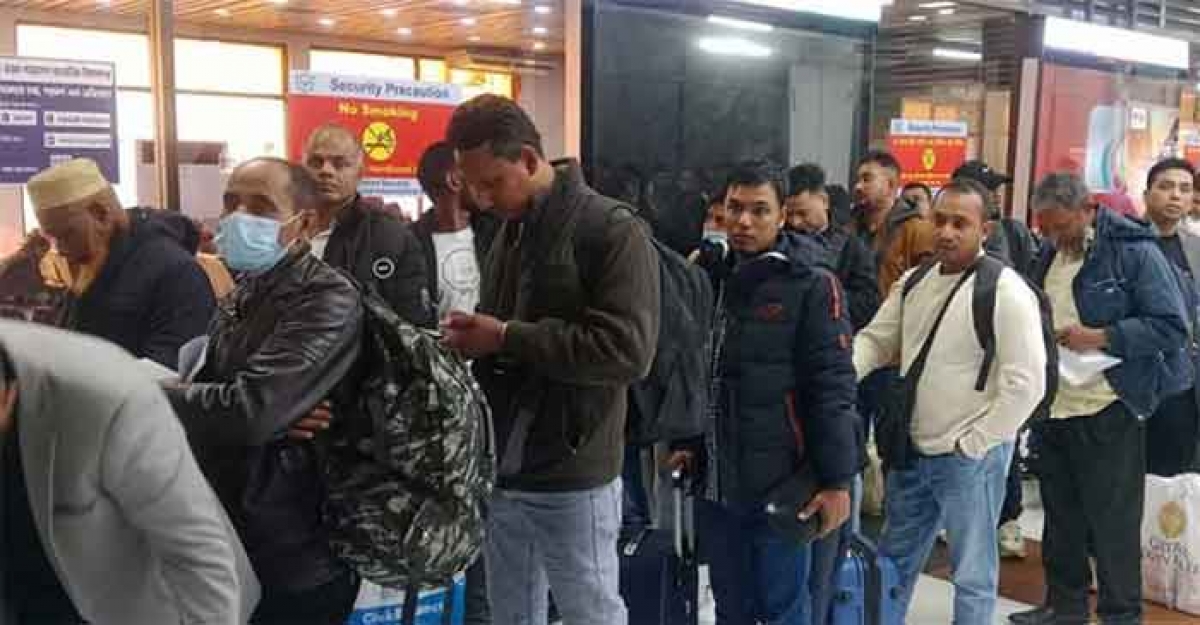 লেবানন থেকে ফিরলেন আরও ৪৬ বাংলাদেশি