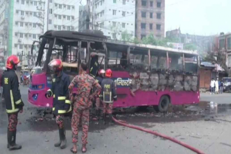 গাজীপুরে বাস–অটোরিকশার মুখোমুখি সংঘর্ষ, নারী ও শিশু নিহত
