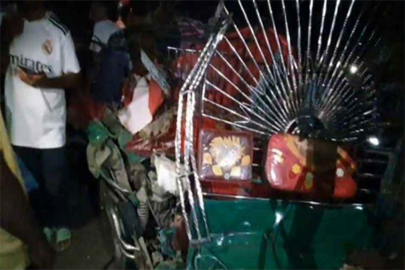 ময়মনসিংহে বাস-সিএনজি সংঘর্ষে নিহত ২